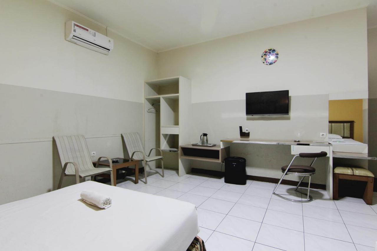 Hotel Palem Bandung Extérieur photo